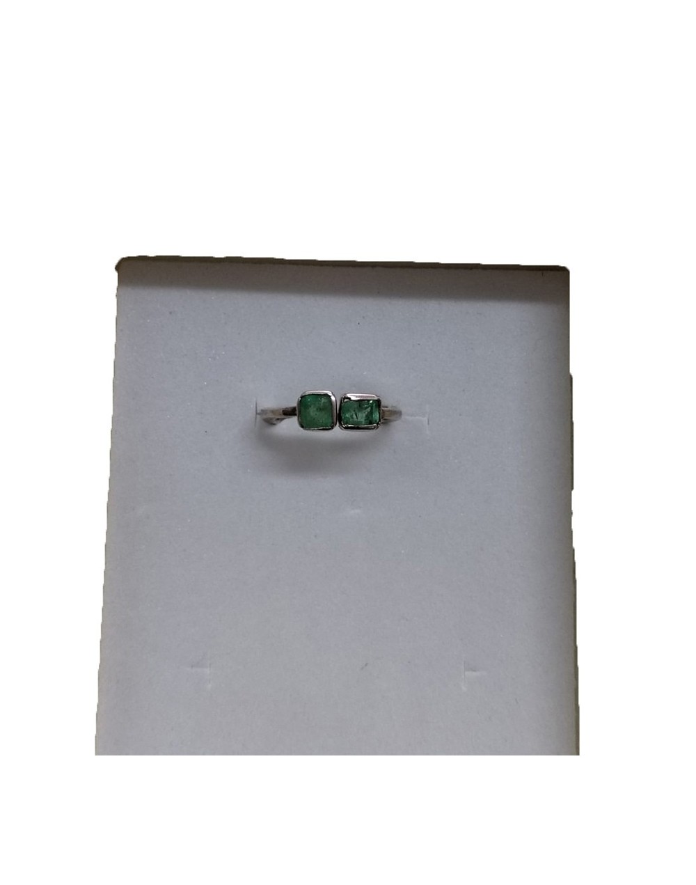 Anillo en plata925 con dos esmeraldas