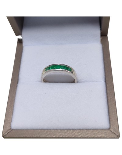 Anillo en plata925 con esmeralda banda