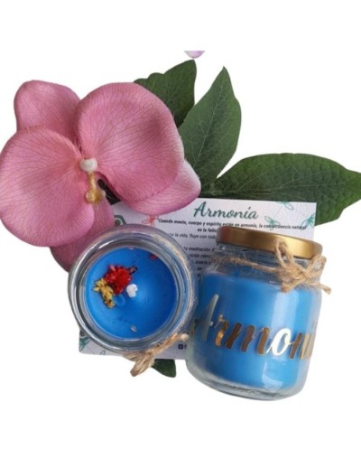 Vela ecológica de cera de palma aromatizada con intención de armonía, incluye tarjeta de meditación