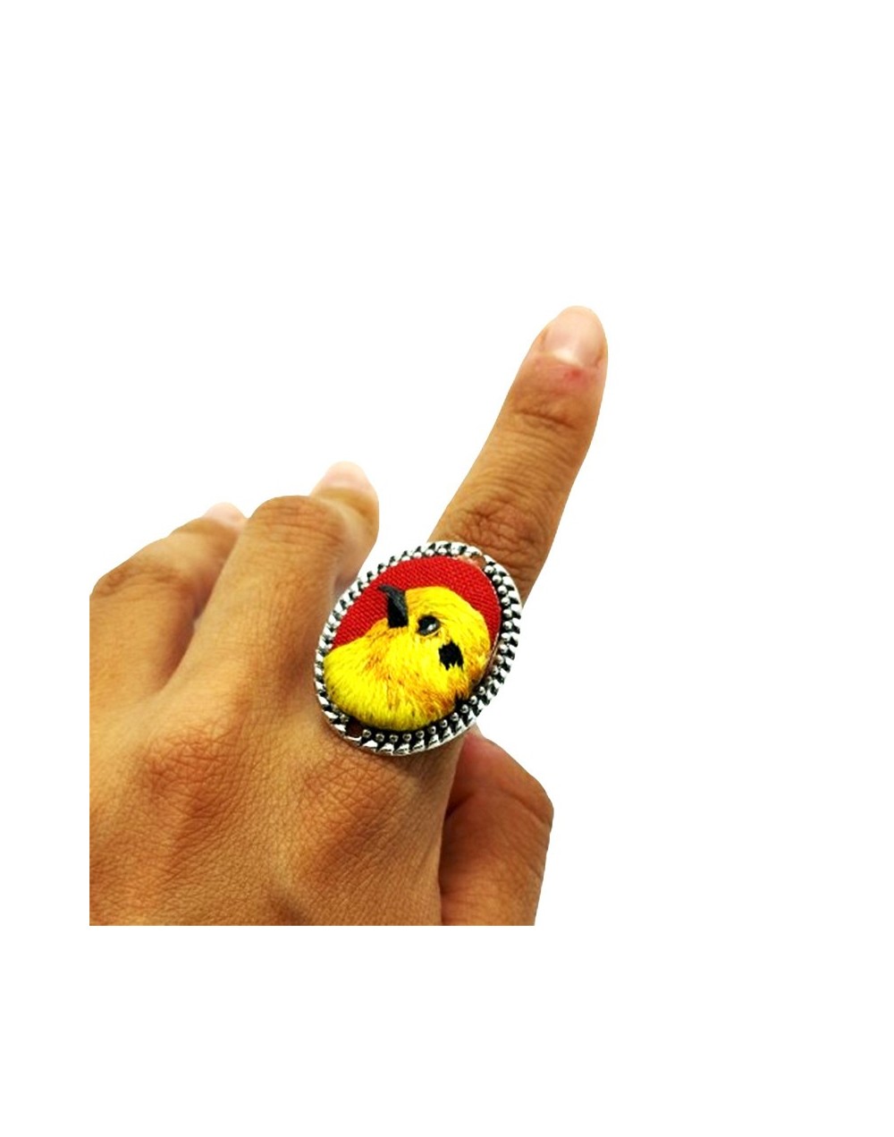 Anillo bordado