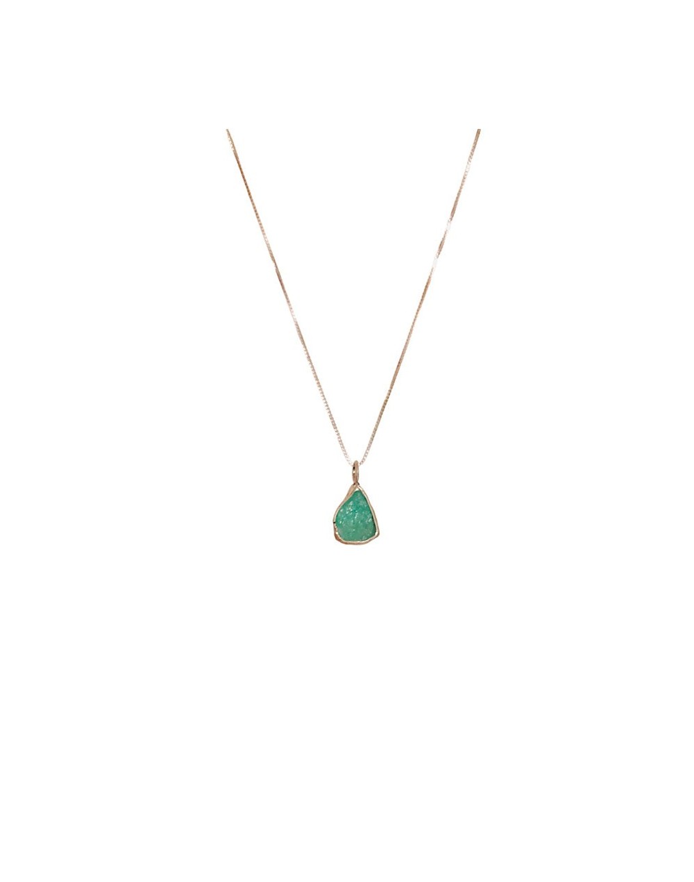 Collar esmeralda bisel