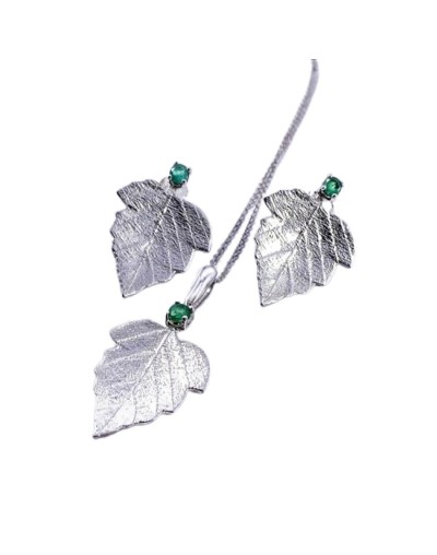 Aretes de hojas en plata y esmeralda