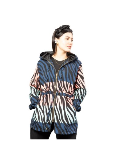 Chaqueta antifluida