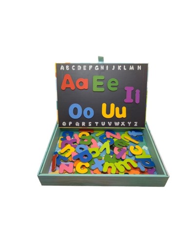Tablero  magnético con letras