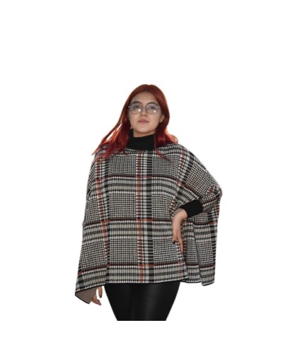 Ruana tejida con diseño