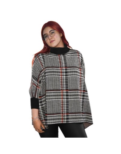 Ruana tejida con diseño