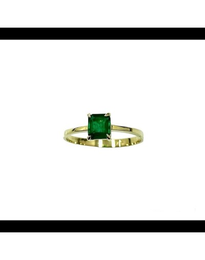 Anillo en Oro 18k y Esmeralda Natural Colombiana de la Mina Muzo