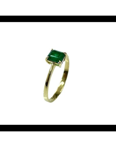 Anillo en Oro 18k y Esmeralda Natural Colombiana de la Mina Muzo