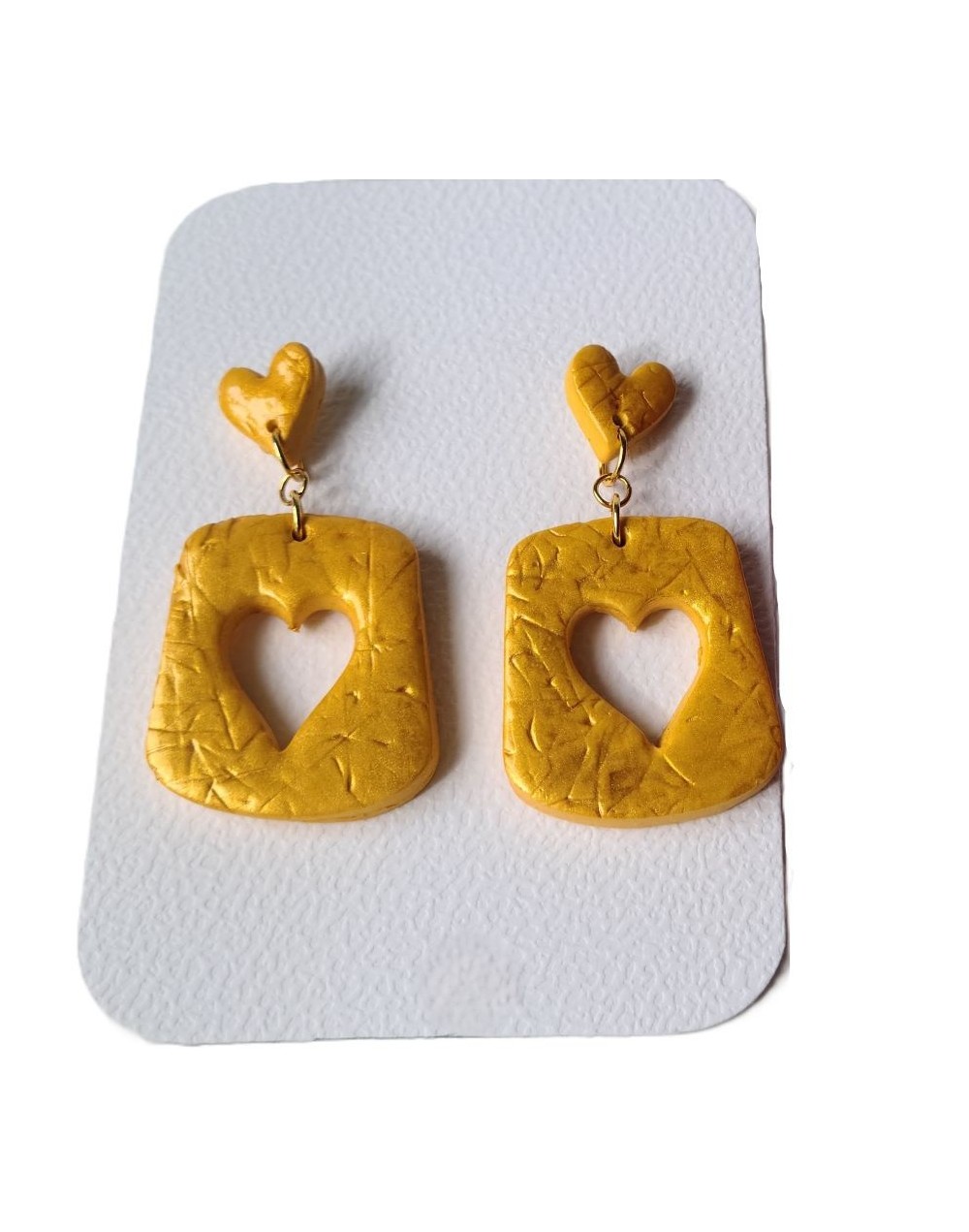 Aretes arcilla polimérica dorados corazón