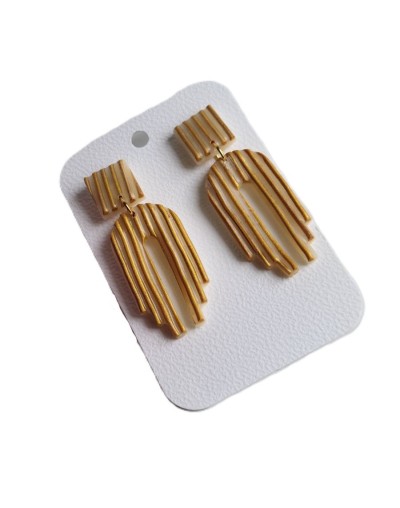 Aretes arcilla polimérica