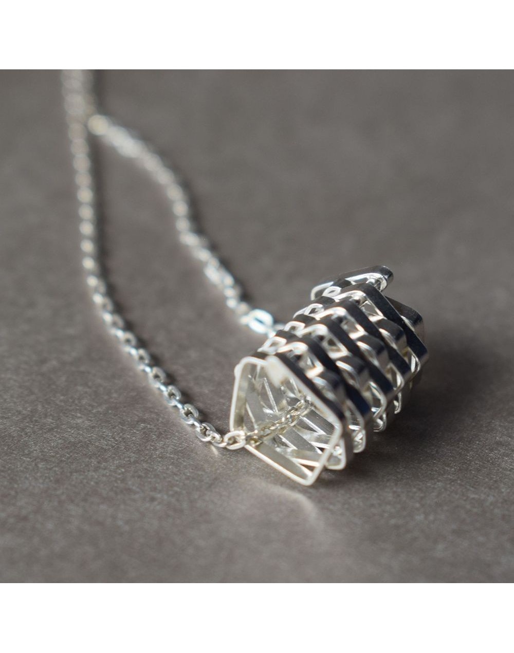 Collar Arquitecto 