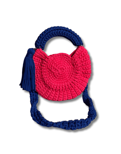 Bolso en trapillos redondo azul y fucsia mimada