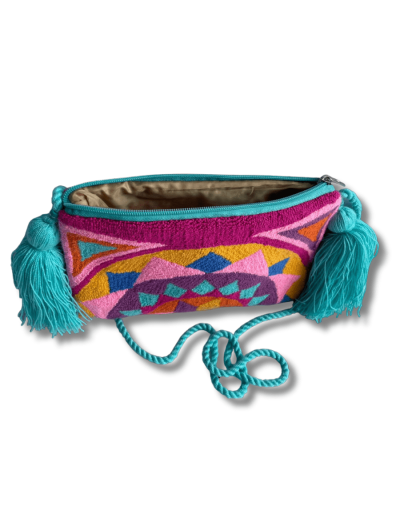 Bolso tapizado wayúu ceres cargadera y borla aguamarina mimada