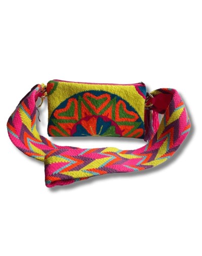 Bolso tapizado wayúu vesta amarillo corazones mimada