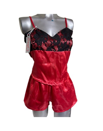 Blusa teñida en técnica  de  shibori