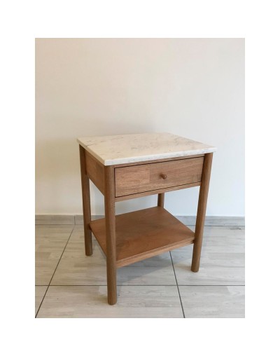 Mesa de noche artemisa 