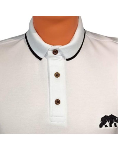 Camiseta polo con cuello tejido blanca.