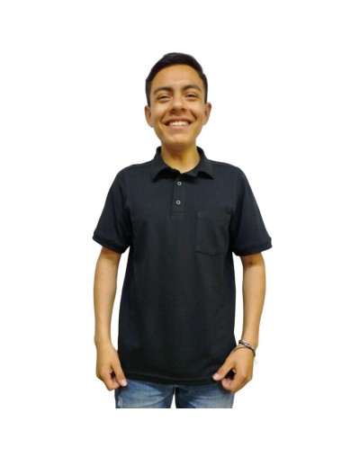 Camiseta polo con cuello camisero negra.
