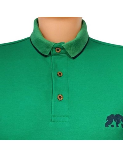 Camiseta polo con cuello tejido color verde cali.