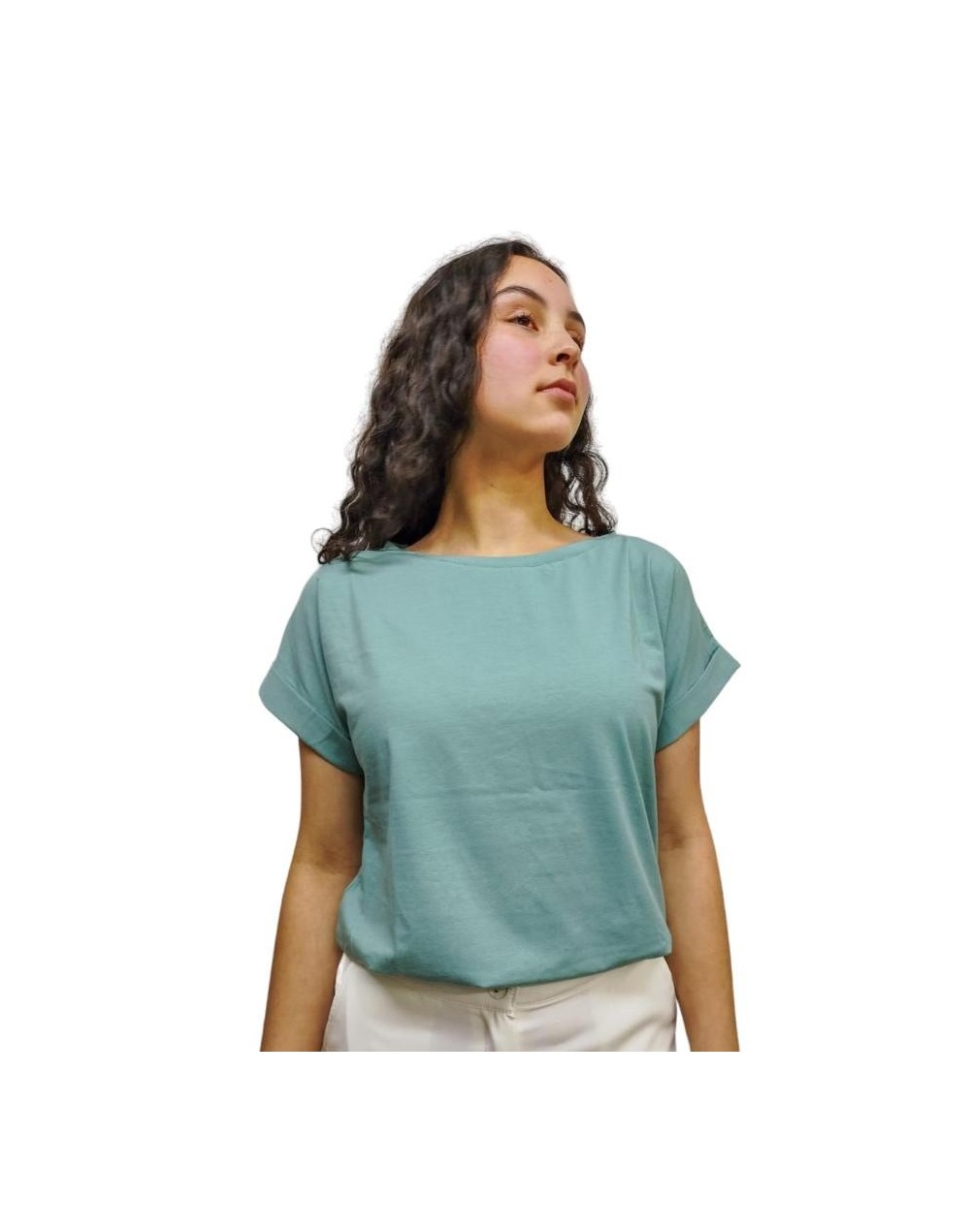 Camiseta manga japonesa color azul verde menta.
