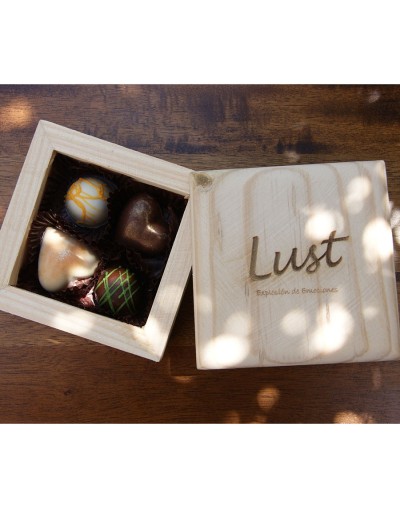 Pino cuadrado-chocolates, trufas en linda caja de pino canadiense