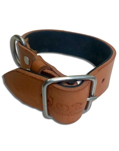 Collar en cuero
