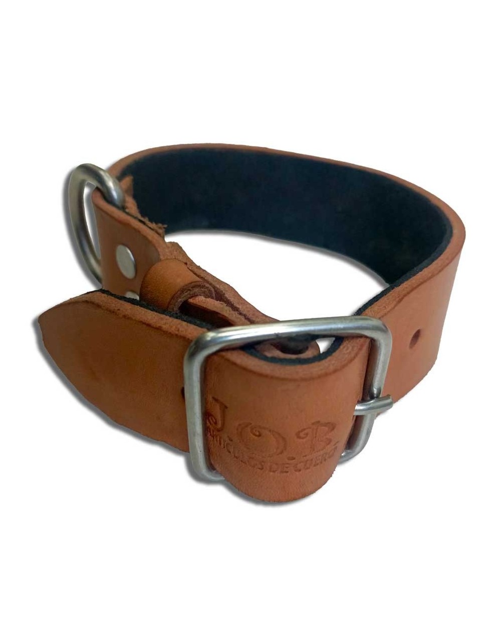 Collar en cuero