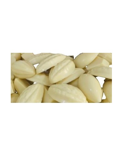 Bocados de chocolate blanco con bebida de coco endulzados con estevia y monkfruit