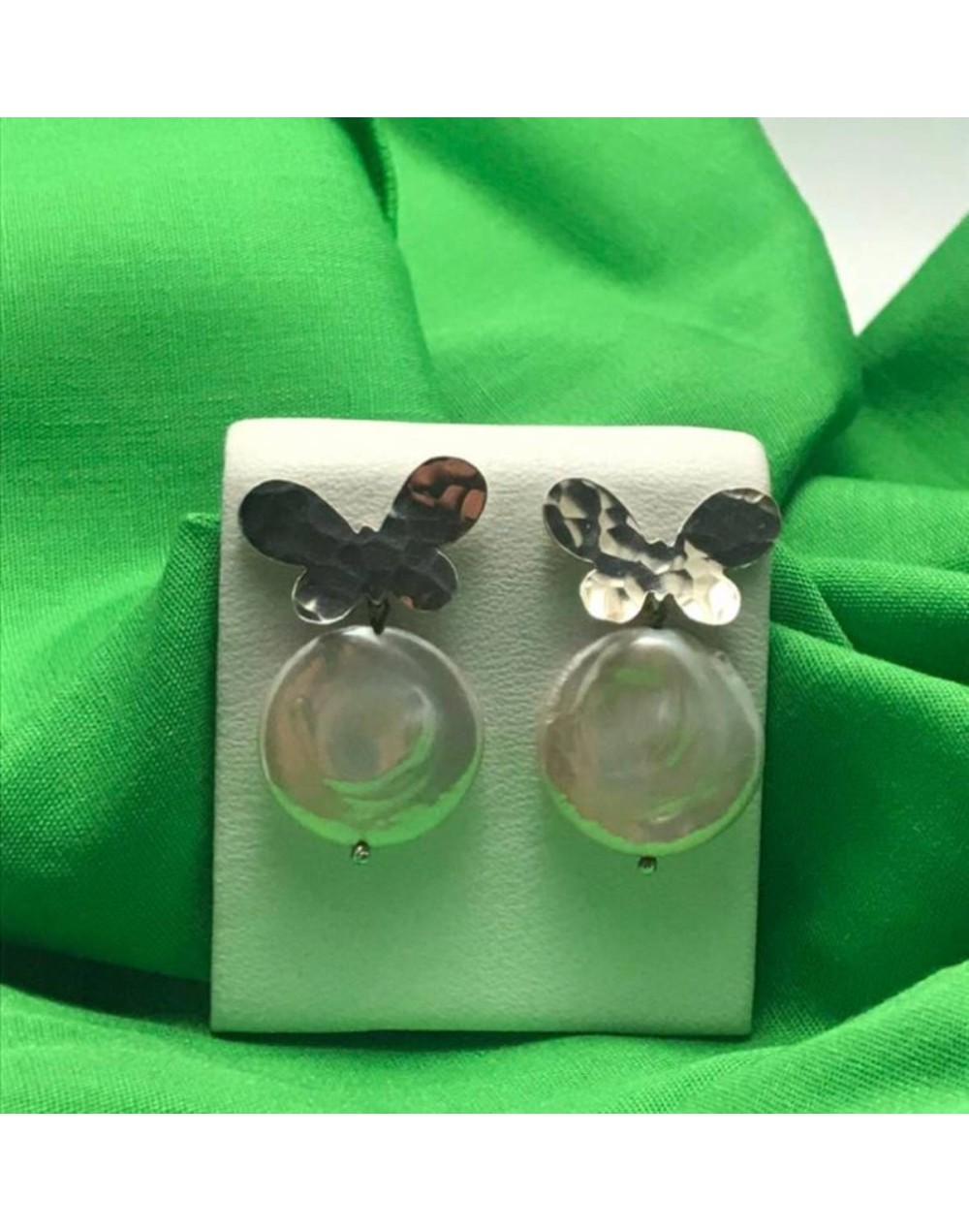 Aretes en perla natural irregular y plata