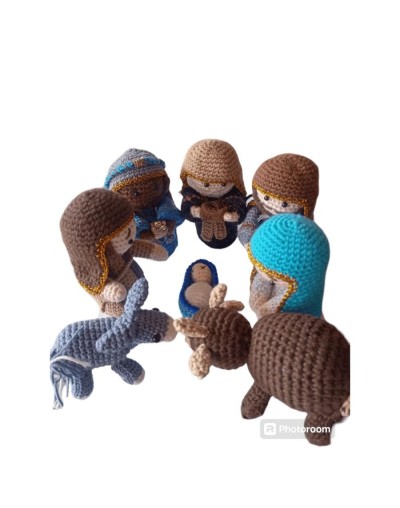 Nacimiento de 8 piezas a crochet