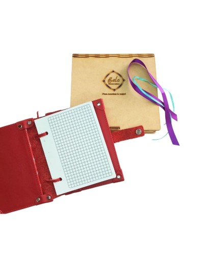 Agenda pequeña vanidosa estrellas fondo rojo