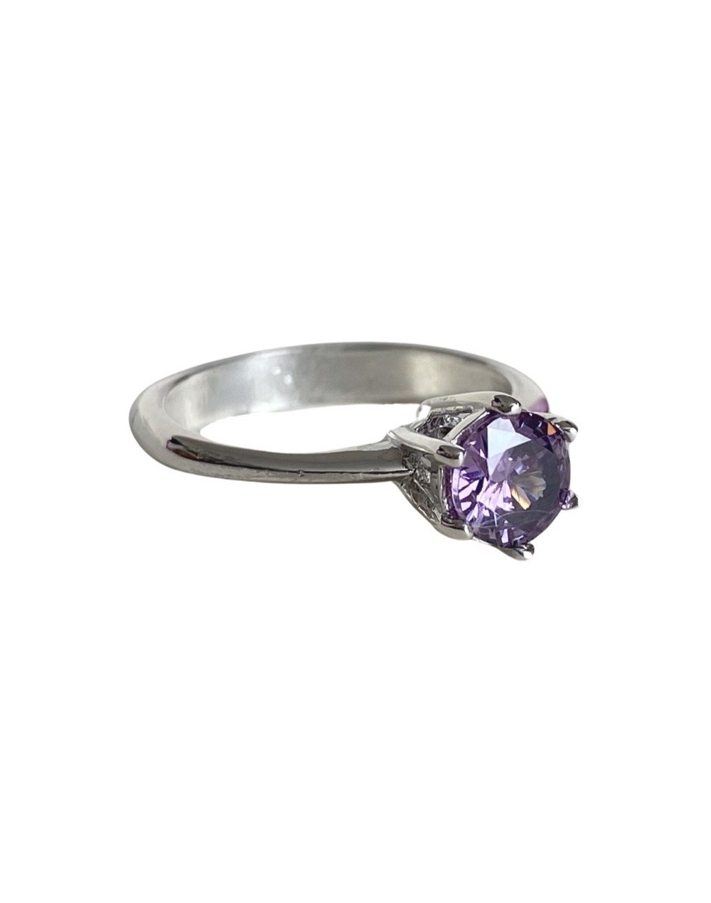 Solitario venus en plata y zircon amatista