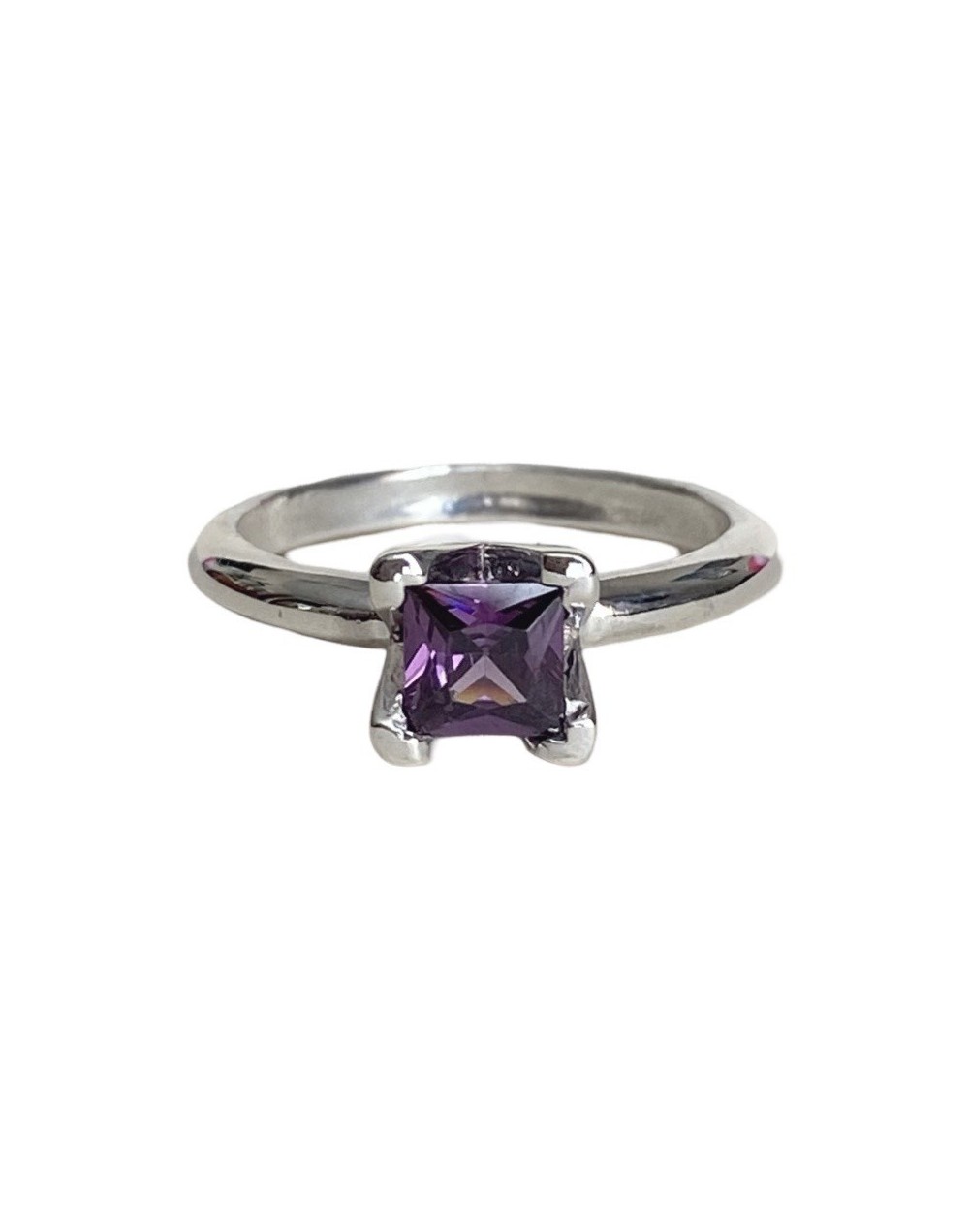 Solitario nova en plata y zircon amatista
