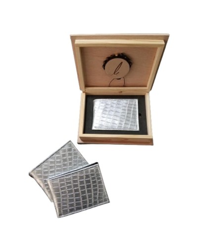 Kit de Lujo: Billetera de Cuero Vacuno en Diferentes Colores y Texturas 