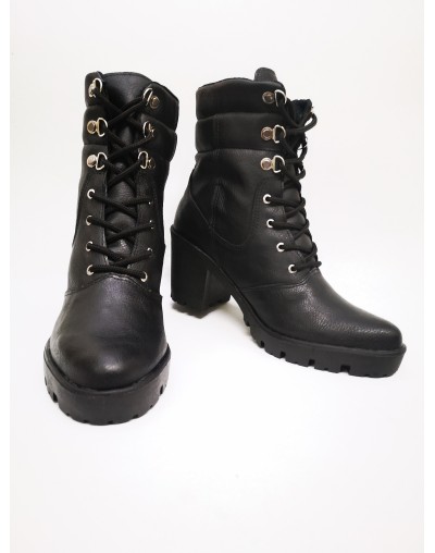 Botas de tacón negras para mujer