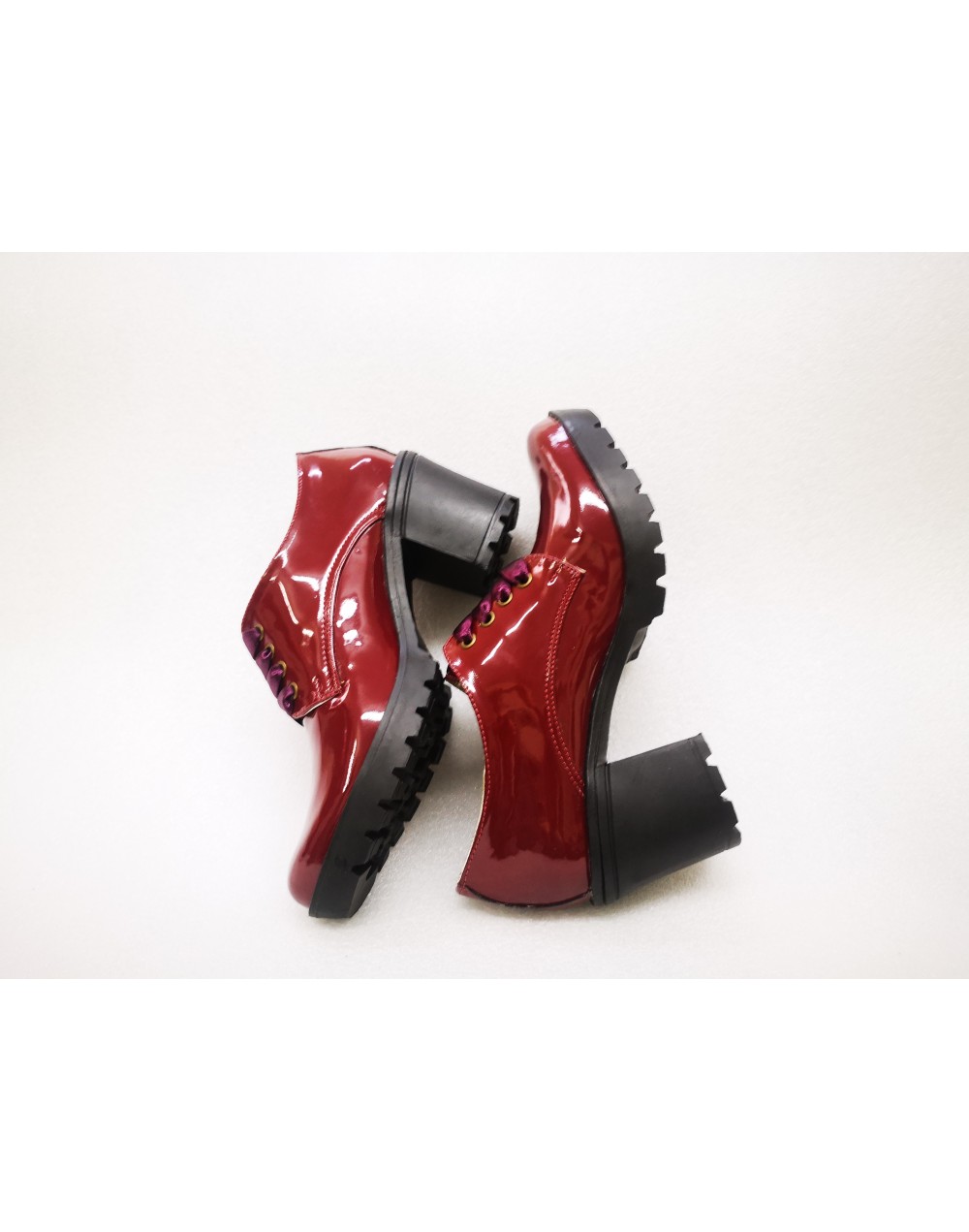 Zapatos de tacón ancho de moda para mujer