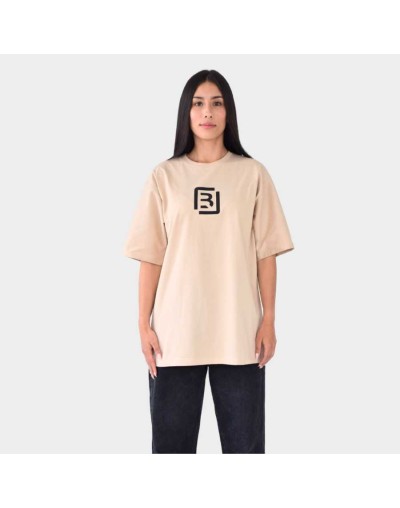 Camiseta oversize beige - monograma en alto relieve