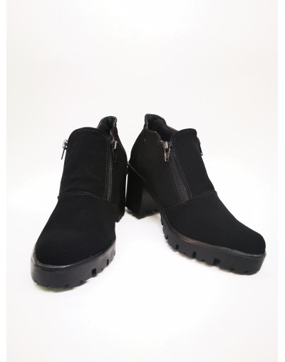 Botines para mujer con tacón grueso en color negro