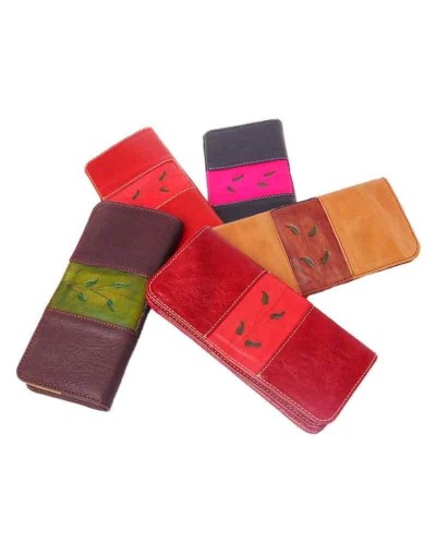Billetera en cuero artesanal para mujer 
