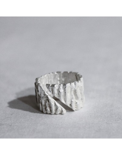Anillo Grietas del Tiempo - Colección Huená