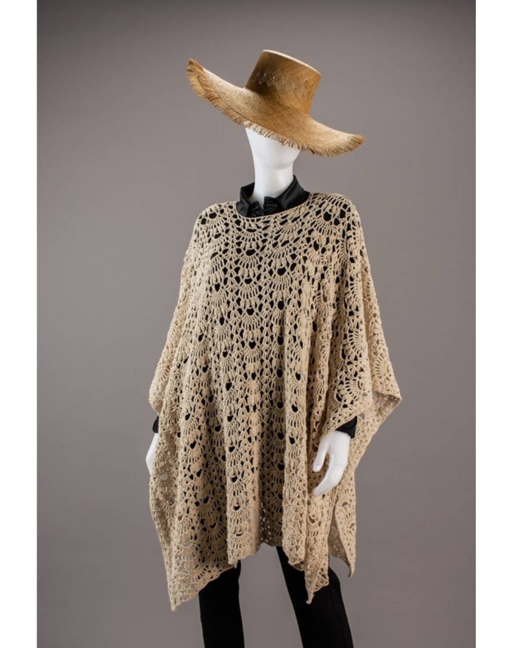 Poncho Tejido Croché