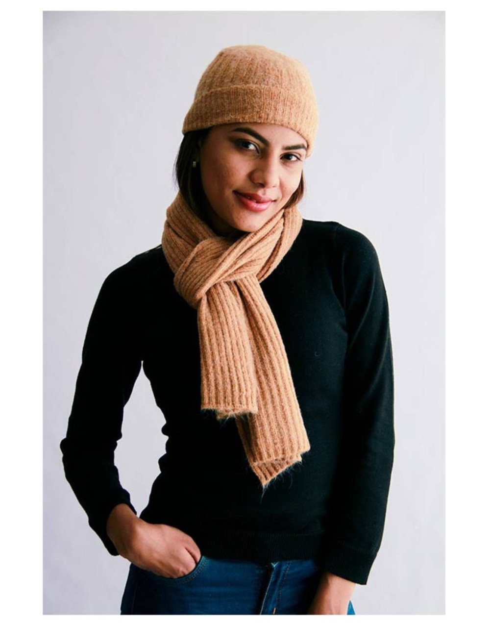 BUFANDA CONJUNTO CON GORRO LANA MELANGE