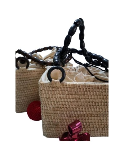 Bolsos en palma de iraca