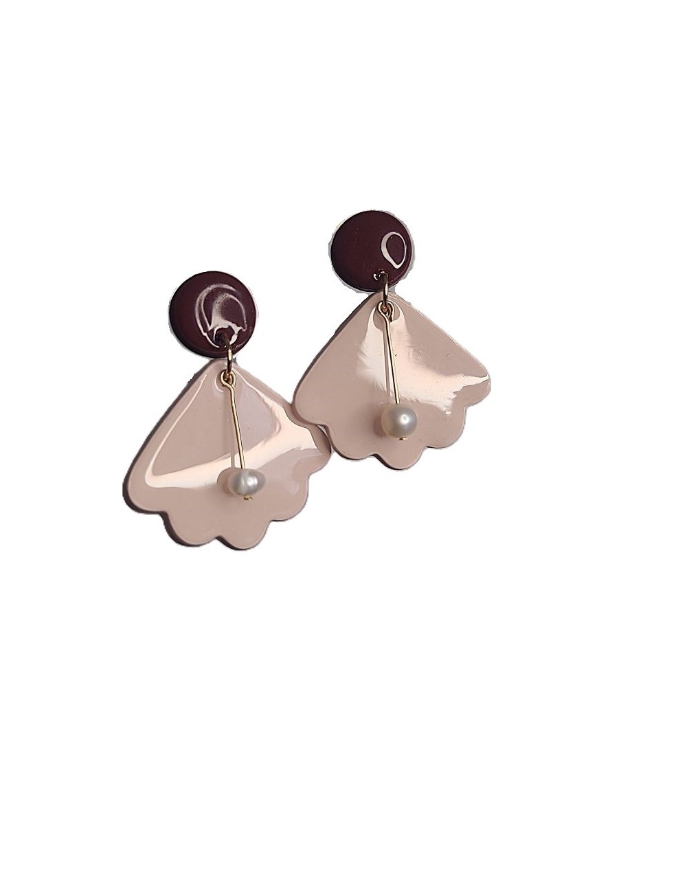 Aretes concha con perla de rio