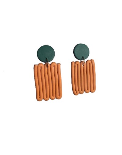 Aretes naranja serpenteante