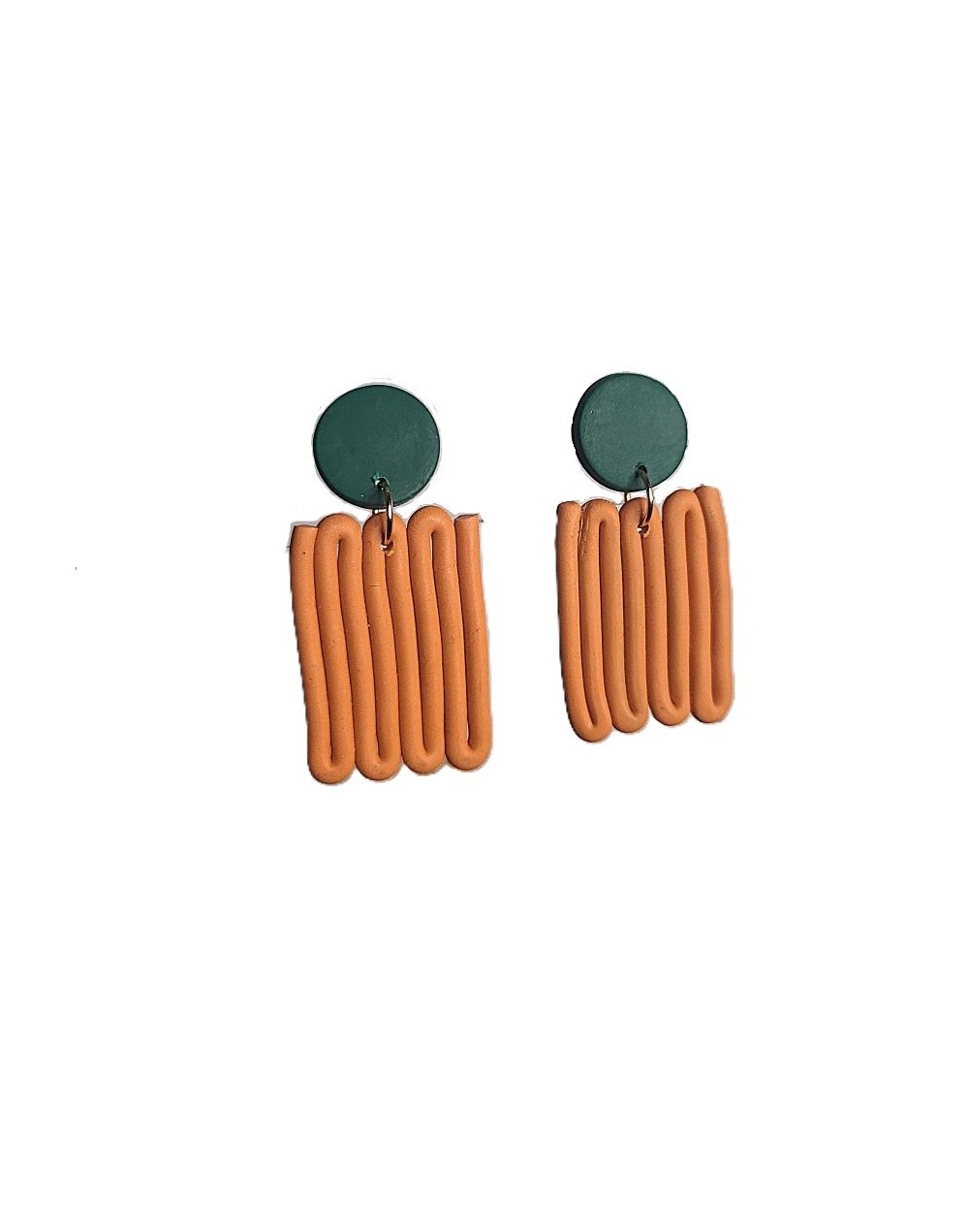 Aretes naranja serpenteante