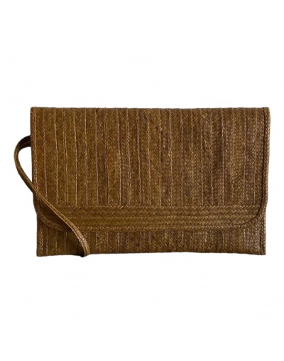 Cartera sobre artesanal sinuforyou con pulsera en cañaflecha