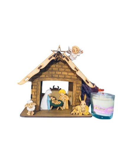 Pesebre de madera con vela