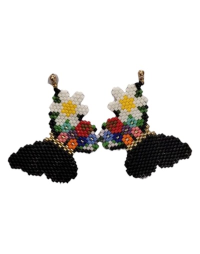 Aretes Mariposa Flores en Miyuki: Joyería Artesanal Exclusiva