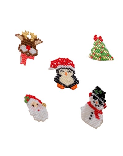 "Pines Navideños Únicos y de Alta Calidad para Festival Festivo